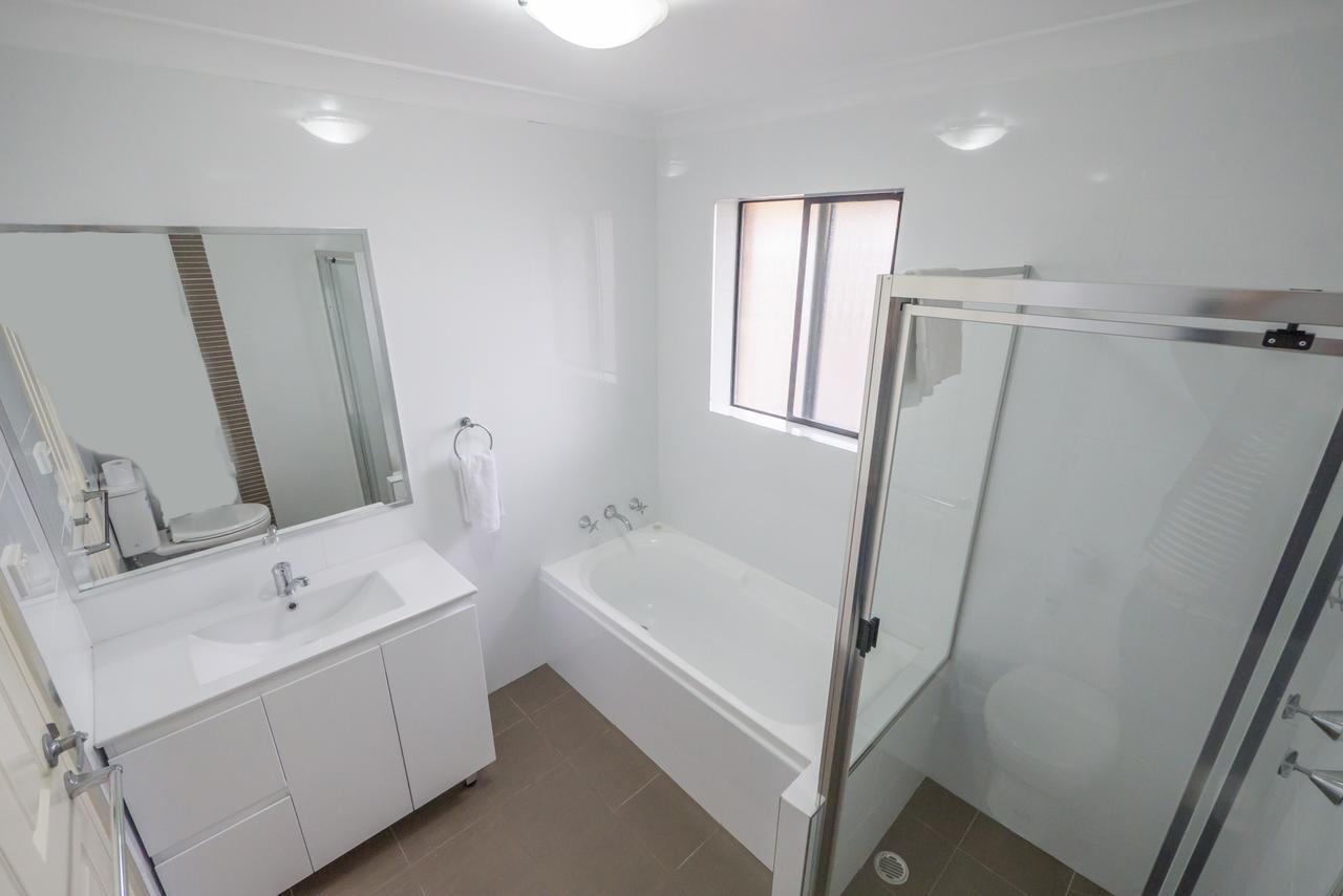 Parkside Apartments Parramatta Sydney Exterior photo