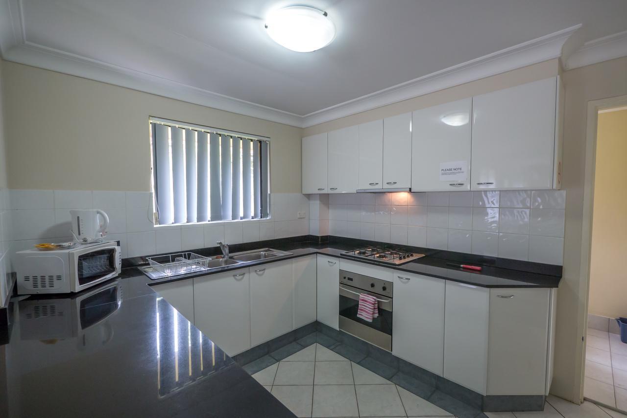Parkside Apartments Parramatta Sydney Exterior photo