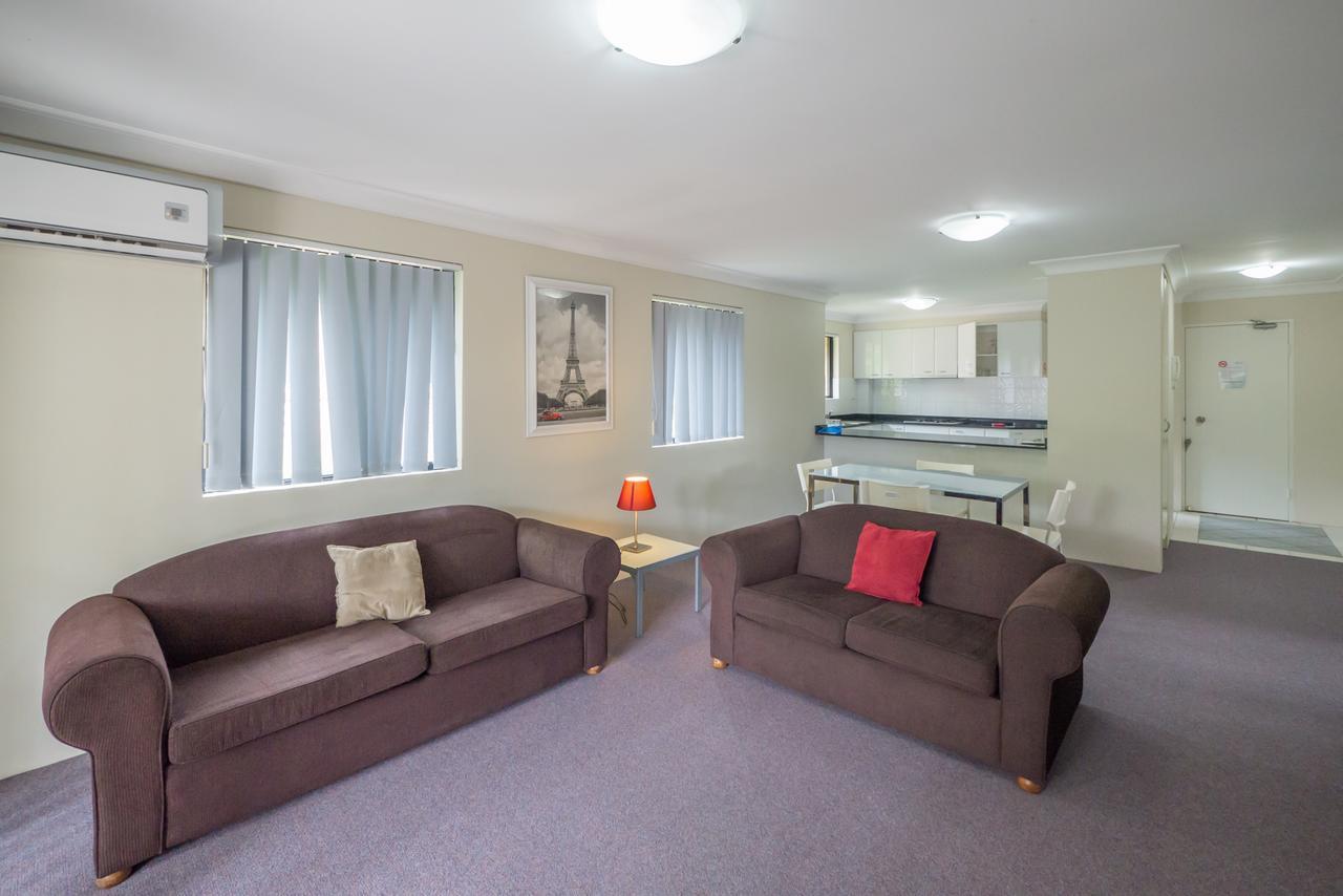 Parkside Apartments Parramatta Sydney Exterior photo